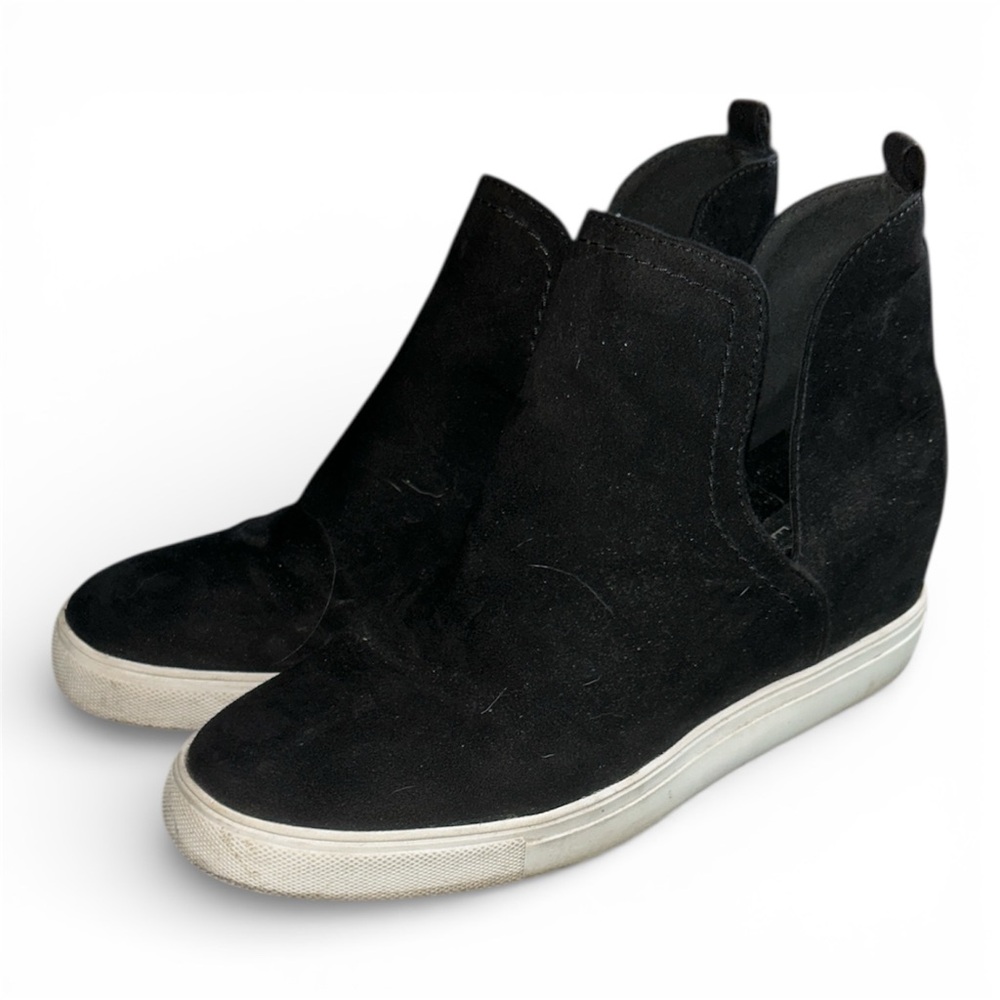 Steve Madden wrangle suede wedge bootie 10